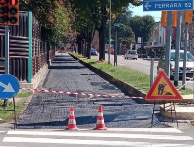 Lavori di riqualificazione delle piste ciclabili all ingresso del paese foto 