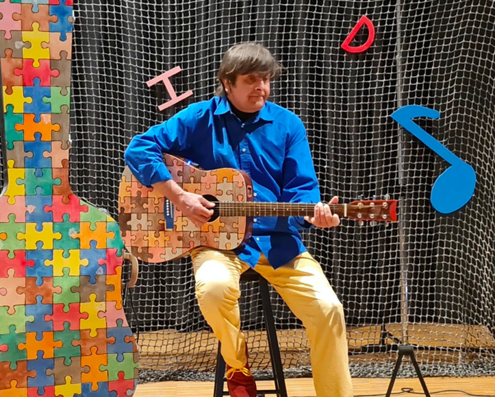  Canzoncine un po’ bambine, in scena il 26 febbraio al Teatro Troisi foto 